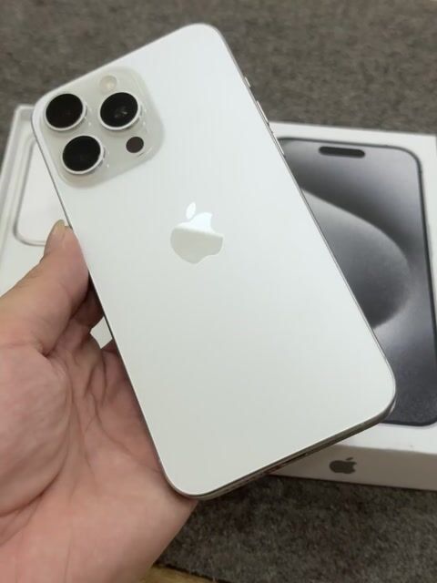 15 Pro Max 256GB Trắng Zin Keng. Mua bán Điện thoại tại Quận Thanh Khê Đà Nẵng được đăng bởi Thắng  hình 1