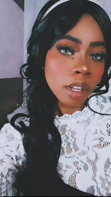 Model - aria_brown smokershow