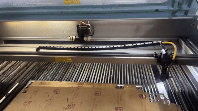 Máy cắt laser 1610 bóng 100w cắt vải nỉ, mica, gỗ . Mua bán Đồ chuyên dụng, Giống nuôi trồng tại Huyện Hóc Môn Tp Hồ Chí Minh được đăng bởi phạm  phương dung hình 1