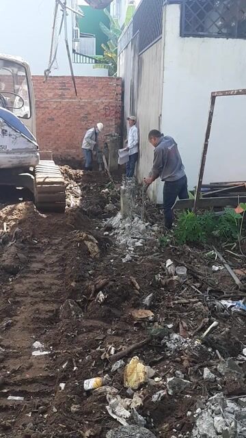 Đào móng xây dựng nhà phố