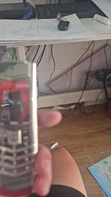 Vertu Điện thoại Đỏ. Mua bán Điện thoại tại Quận 7 Tp Hồ Chí Minh được đăng bởi PHẠM THANH HOÀ hình 1