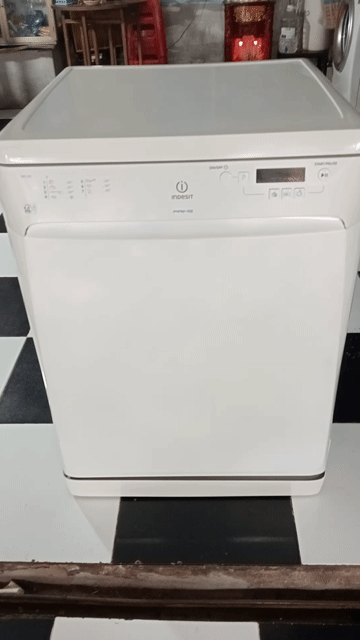 Máy rửa chén Indesit DFP 573 Trắng. Mua bán Bếp, lò, đồ điện nhà bếp tại Quận Tân Phú Tp Hồ Chí Minh được đăng bởi Điện Tử Quách Điêu hình 1