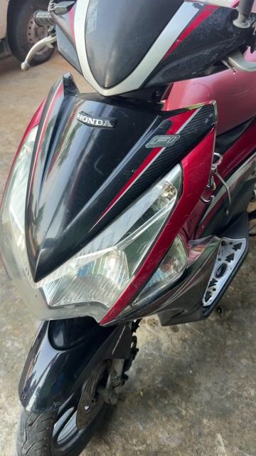 Honda Air Blade màu Đỏ. Mua bán Xe máy tại Huyện Củ Chi Tp Hồ Chí Minh được đăng bởi Vuvan kha hình 1