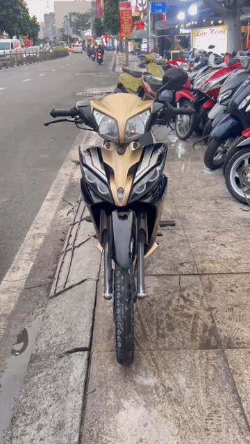 Yamaha Jupiter RC 2012 Đen Vàng. Mua bán Xe máy tại Quận Tân Phú Tp Hồ Chí Minh được đăng bởi Tuanduy hình 1
