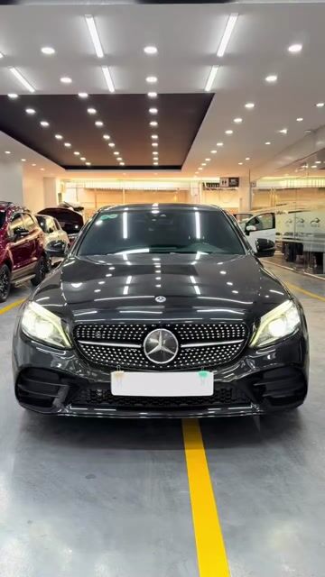 Mercedes C300 2019 73.000 km còn bớt ae qtam lh. Mua bán Ô tô tại Thành phố Thủ Đức Tp Hồ Chí Minh được đăng bởi Bá Lộc hình 1