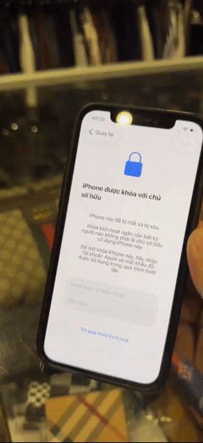 Apple iPhone 12 Pro Vàng. Mua bán Điện thoại tại Quận Thanh Xuân Hà Nội được đăng bởi Luu Hong Phu hình 1