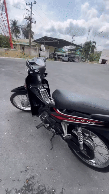 Honda Blade màu Đen. Mua bán Xe máy tại Quận Ninh Kiều Cần Thơ được đăng bởi Vương Nguyễn hình 1