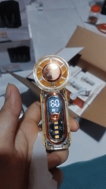 Quạt mini cầm tay TOPGIA Vàng có đèn. Mua bán Quạt tại Quận Tân Phú Tp Hồ Chí Minh được đăng bởi Hạnh hình 1