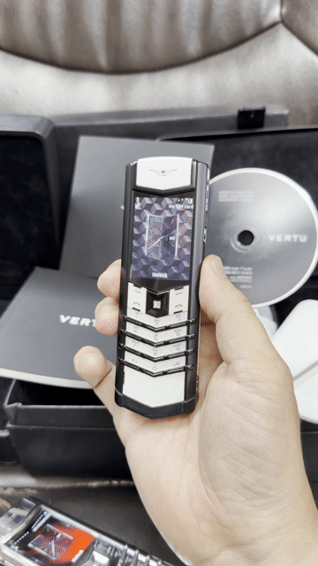 Vertu S Panda Đen trắng Đã sử dụng. Mua bán Điện thoại tại Quận 7 Tp Hồ Chí Minh được đăng bởi mrlao hình 1