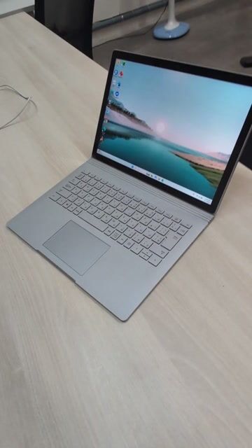 Microsoft Surface Book 2 i5-8256 8GB/256GB. Mua bán Laptop tại Thành phố Thủ Dầu Một Bình Dương được đăng bởi Win Store hình 1