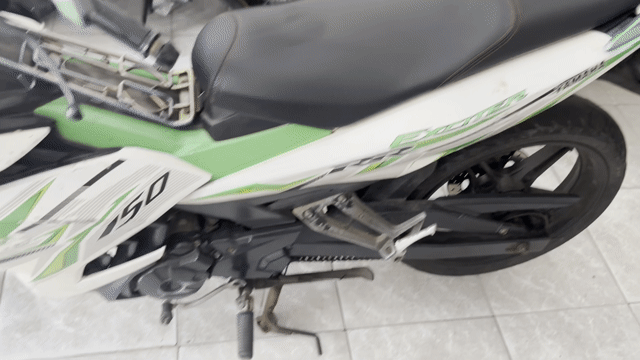 Yamaha Exciter 150 2019 Trắng xanh. Mua bán Xe máy tại Thành phố Thủ Đức Tp Hồ Chí Minh được đăng bởi Cầm đồ gia minh lãi suất 2 phần trăm hình 1