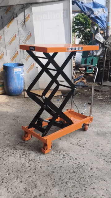 Xe nâng bàn 500kg 1.5m. Mua bán Phương tiện khác tại Quận 12 Tp Hồ Chí Minh được đăng bởi XE NÂNG HCM hình 1