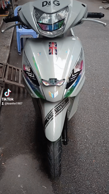 Honda Vision 2013 Xám xi măng 108cc. Mua bán Xe máy tại Thành phố Bắc Ninh Bắc Ninh được đăng bởi Toàn hình 1