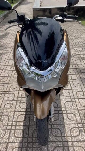 Honda PCX Vàng đồng. Mua bán Xe máy tại Quận Bình Thạnh Tp Hồ Chí Minh được đăng bởi văn vũ hình 1