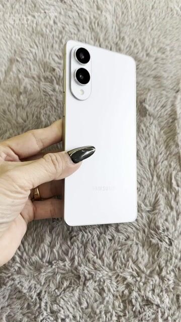 Samsung Galaxy S25 Edge 5G 2Sim 256GB. Màu Bạc. Mua bán Điện thoại tại Quận Bình Tân Tp Hồ Chí Minh được đăng bởi Hoàng Anh hình 1