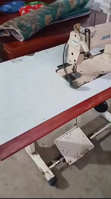 Máy may công nghiệp JUKI 1 kim. Mua bán Đồ chuyên dụng, Giống nuôi trồng tại Thị xã Gò Công Tiền Giang được đăng bởi Hoài Thah Nguyễn hình 1
