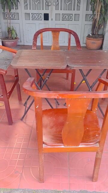 Bàn ghế cafe Gỗ căm xe Nâu Thanh lịch 2 bàn 4 ghế. Mua bán Bàn ghế tại Quận 10 Tp Hồ Chí Minh được đăng bởi Văn Thọ hình 1