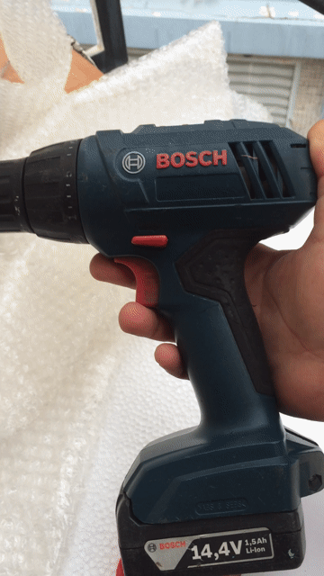 Máy khoan BOSCH 14.4v2cn có than. Mua bán Đồ chuyên dụng, Giống nuôi trồng tại Quận 4 Tp Hồ Chí Minh được đăng bởi lê hải thần hình 1