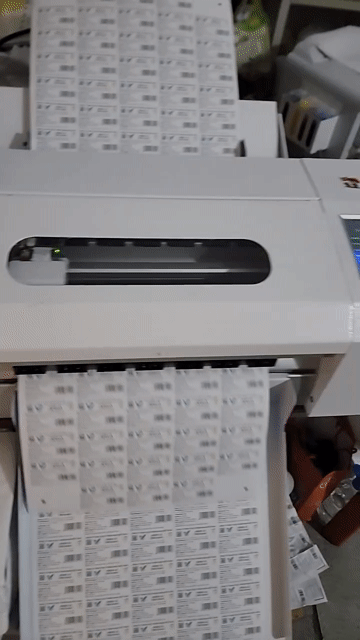Máy cắt decal K350 Trắng Đã qua sử dụng. Mua bán Đồ chuyên dụng, Giống nuôi trồng tại Quận 11 Tp Hồ Chí Minh được đăng bởi kim hình 1