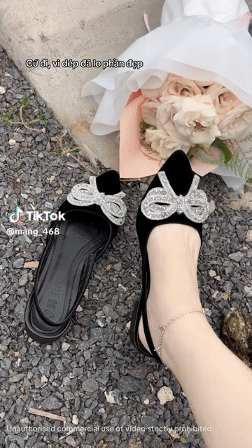 Giày cao gót Nữ Vải nhung Đen Thanh lịch. Mua bán Giày dép tại Huyện Thoại Sơn An Giang được đăng bởi Quỳnh Như hình 1