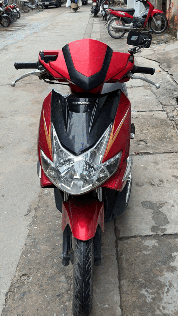 Honda Air Blade màu Đỏ xe đẹp như mới. Mua bán Xe máy tại Quận Nam Từ Liêm Hà Nội được đăng bởi An Nhiên Nguyễn hình 1