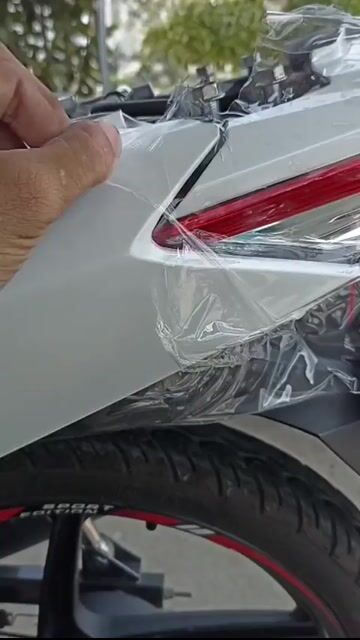 Dịch vụ dán keo xe LucWrap Decal. Dịch vụ tại Quận Bình Thạnh Tp Hồ Chí Minh được đăng bởi Lộc Wrap hình 1