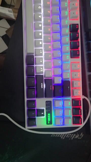 Bàn phím cơ K550 V4 Trắng RGB. Mua bán Phụ kiện (Màn hình, Chuột...) tại Huyện Bình Xuyên Vĩnh Phúc được đăng bởi Tuấn hình 1