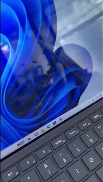 Microsoft Surface Pro 8 i7 16GB/512GB. Mua bán Laptop tại Thành phố Thủ Đức Tp Hồ Chí Minh được đăng bởi HBA LAPTOP Mua Bán Ký gửi  hình 1