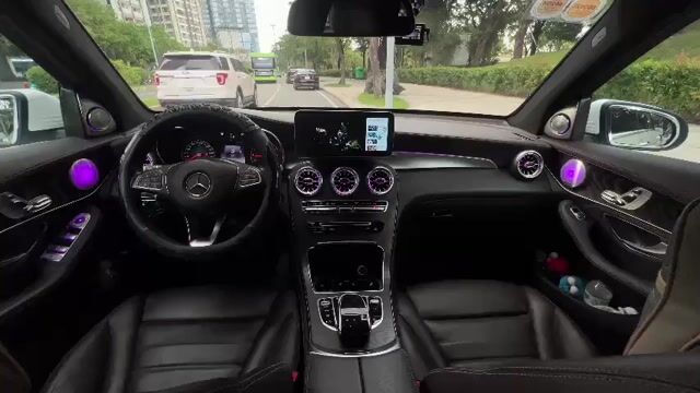 Mercedes-Benz GLC 300 -  2017 Trắng 69000 km. Mua bán Ô tô tại Quận Bình Thạnh Tp Hồ Chí Minh được đăng bởi anh tuan tran hình 1