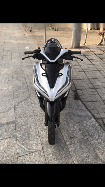 Honda Vario 150 2020 Bạc Poscher. Mua bán Xe máy tại Quận Thốt Nốt Cần Thơ được đăng bởi Nguyễn Văn Hải hình 1