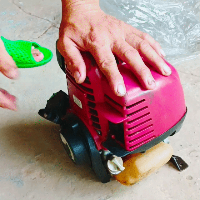 Máy phát cỏ Nông nghiệp Đỏ. Mua bán Đồ chuyên dụng, Giống nuôi trồng tại Huyện Châu Thành An Giang được đăng bởi phan văn lai hình 1