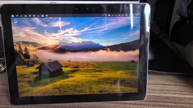 Microsoft Surface Go (bản Sim 3G)8GB/120GB. Mua bán Máy tính bảng tại Quận 12 Tp Hồ Chí Minh được đăng bởi Mr Nam hình 1