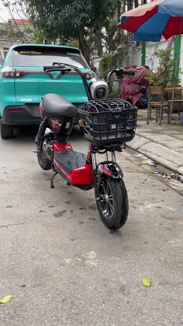 Xe đạp điện 133 Đỏ đen. Mua bán Xe đạp tại Quận Long Biên Hà Nội được đăng bởi Xe điện Huân Linh hình 1