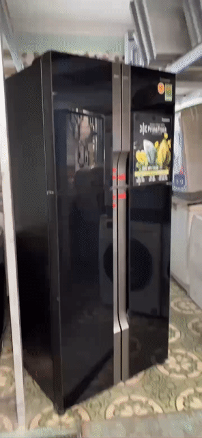 Tủ lạnh Panasonic 550L Inverter Zin mới 90%. Mua bán Tủ lạnh tại Quận 5 Tp Hồ Chí Minh được đăng bởi QUANG PHÁT hình 1