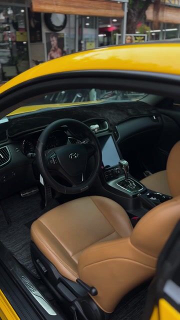 Hyundai Genesis 2011 Vàng 75000 km. Mua bán Ô tô tại Thành phố Mỹ Tho Tiền Giang được đăng bởi Phương  hình 1