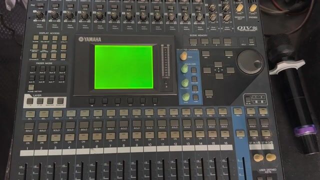 Bàn trộn âm thanh Yamaha 01V96 Đen. Mua bán Nhạc cụ tại Huyện Trảng Bom Đồng Nai được đăng bởi hetlongviem hình 1