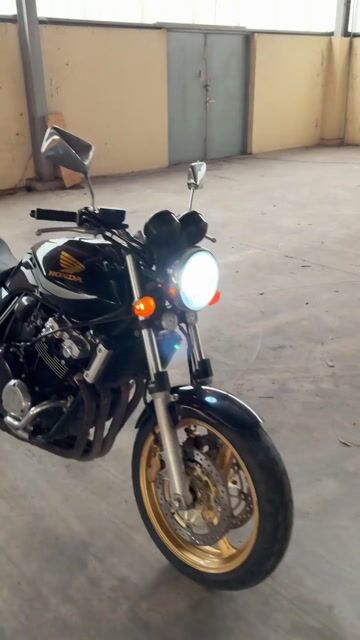 Honda CB400 Vtec 3. Mua bán Xe máy tại Thành phố Thủ Đức Tp Hồ Chí Minh được đăng bởi Cánh Chim Phiêu Bạt hình 1