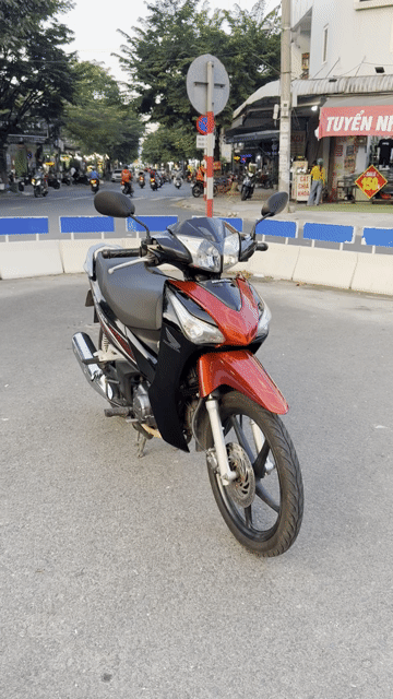Honda Future Fi 2017 Đỏ đen Tự động. Mua bán Xe máy tại Quận Liên Chiểu Đà Nẵng được đăng bởi Xe máy cũ đức nguyễn hình 1