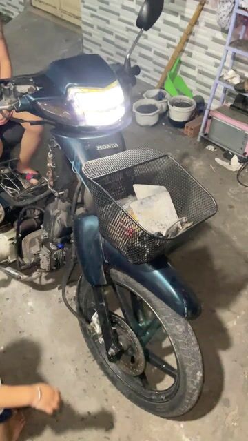 đổi xe nên cần bán lại. Mua bán Xe máy tại Quận Tân Phú Tp Hồ Chí Minh được đăng bởi Su hình 1