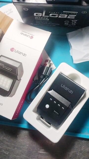Đèn flash Ulanzi Spark Lite SL03 Đen. Mua bán Máy ảnh, Máy quay tại Huyện Đức Linh Bình Thuận được đăng bởi Tay GA Minh Võ hình 1