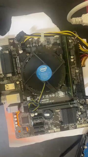 Bo mạch chủ Gigabyte H110pro. Mua bán Linh kiện (RAM, Card...) tại Thành phố Chí Linh Hải Dương được đăng bởi Quang Vinh hình 1