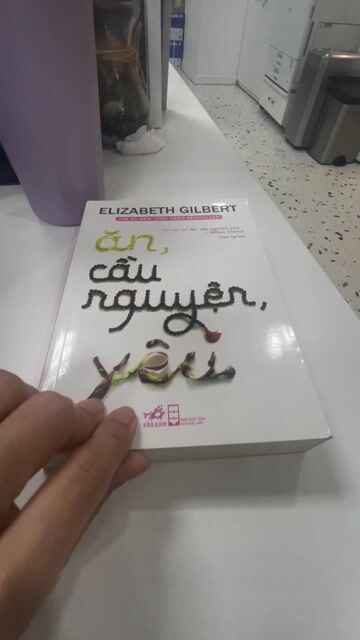 Sách Ăn, Cầu Nguyện, Yêu. Mua bán Sách tại Quận Tân Bình Tp Hồ Chí Minh được đăng bởi Nguyễn Bình Minh hình 1