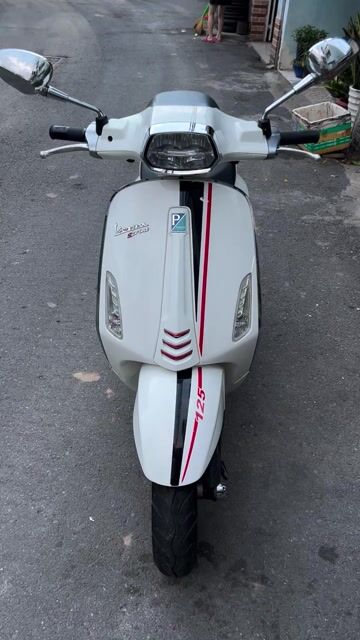 Vespa Sprint 2016 Trắng bs94 9chủ.sang tên được. Mua bán Xe máy tại Quận 6 Tp Hồ Chí Minh được đăng bởi DUNG hình 1