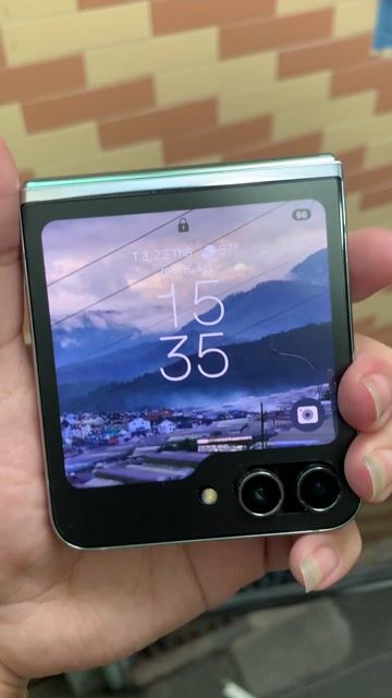 Samsung Z Flip 5 Xanh bạc hà. Mua bán Điện thoại tại Quận Gò Vấp Tp Hồ Chí Minh được đăng bởi như hình 1