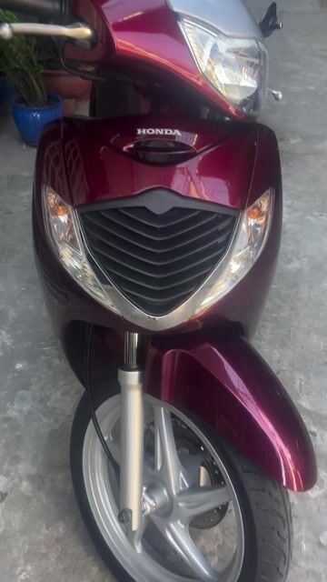 xe SH 150i ý FI nhập khẩu nguyên chiếc. Mua bán Xe máy tại Quận Tân Bình Tp Hồ Chí Minh được đăng bởi Bui văn thuỷ hình 1