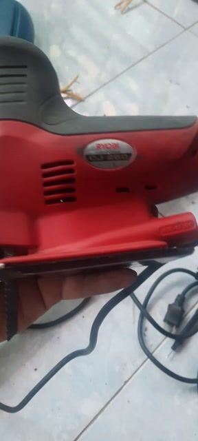 Máy cưa lọng Ryobi CJ-250 Đỏ Đen. Mua bán Đồ chuyên dụng, Giống nuôi trồng tại Huyện Long Hồ Vĩnh Long được đăng bởi nam hình 1