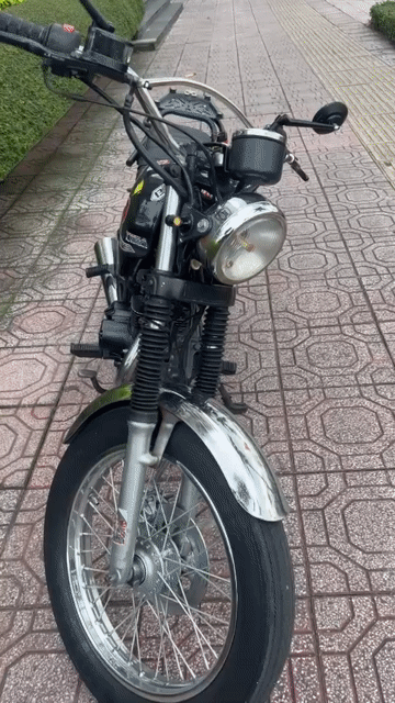 Suzuki GN125 Tracker Đen 8399 km. Mua bán Xe máy tại Quận 6 Tp Hồ Chí Minh được đăng bởi Lê Minh Tấn hình 1