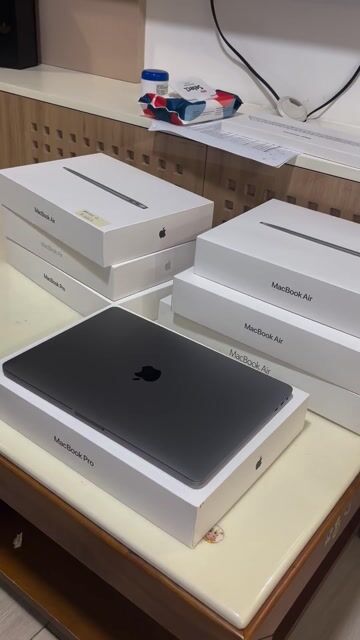MacBook Pro Core i7 13.3 inch 16GB/512GB 2020. Mua bán Laptop tại Thành phố Thủ Đức Tp Hồ Chí Minh được đăng bởi KHÔI MINH hình 1