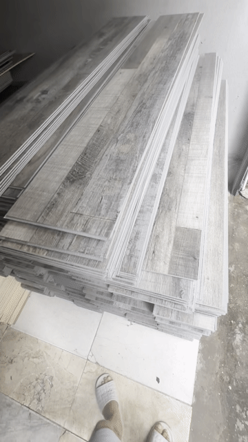 thanh ly nhanh sàn nhựa giả gỗ 5mm. Mua bán Nội thất, đồ gia dụng khác tại Quận Hà Đông Hà Nội được đăng bởi Le Văn Thái hình 1
