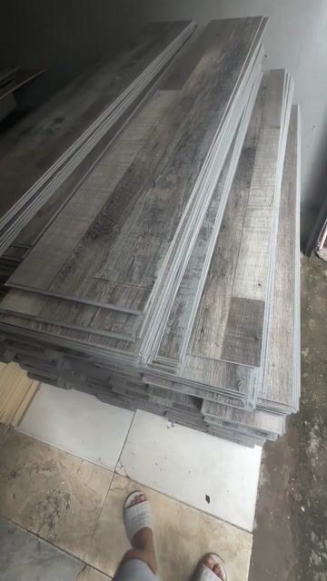 thanh ly nhanh sàn nhựa giả gỗ 5mm. Mua bán Nội thất, đồ gia dụng khác tại Quận Hà Đông Hà Nội được đăng bởi Le Văn Thái hình 1